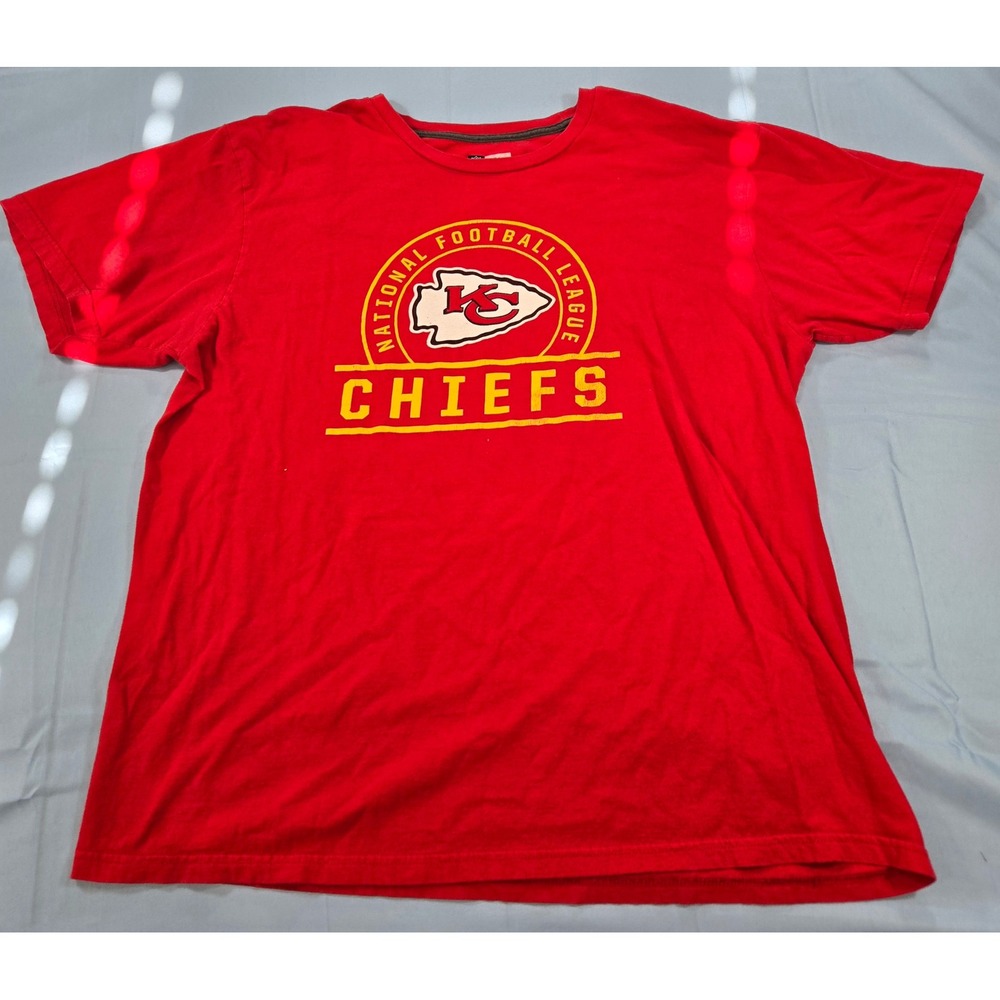 NFL Team Apparel Kansas City Chiefs Red Graphic T-Shirt Mens XL Ring Spun Soft